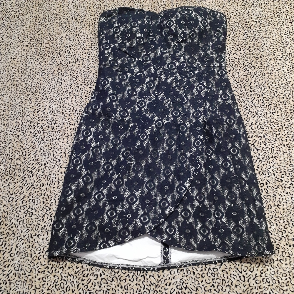 💖BUY 1 GET 1 FREE💖NWOT Y2K Strapless Lace Cocktail Dress Small
